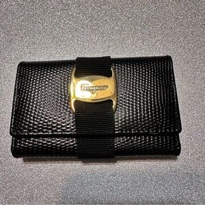 EUC SALVATORE FERRAGAMO KEY WALLET